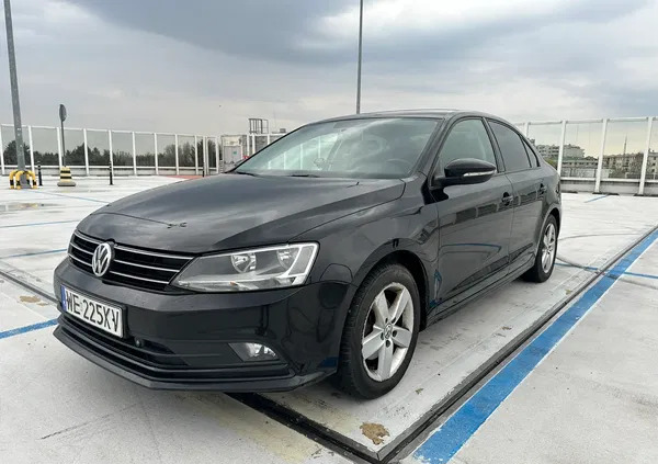 Volkswagen Jetta cena 33900 przebieg: 221000, rok produkcji 2015 z Warszawa małe 137